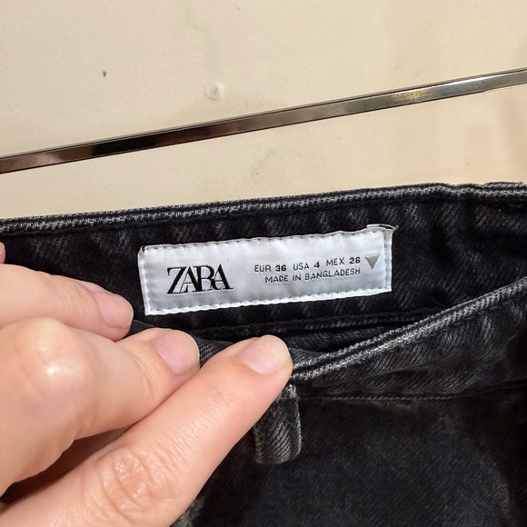 ZARA Black Distressed Denim Low Rise Shorts - Picture 3 of 5